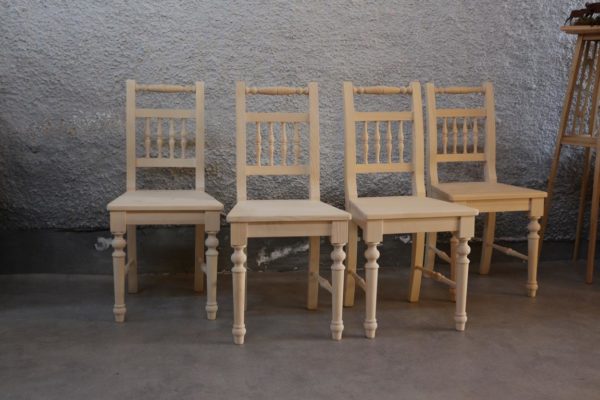 Bauernmöbel Stühle (3)