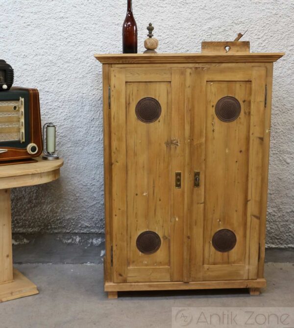 Brotschrank