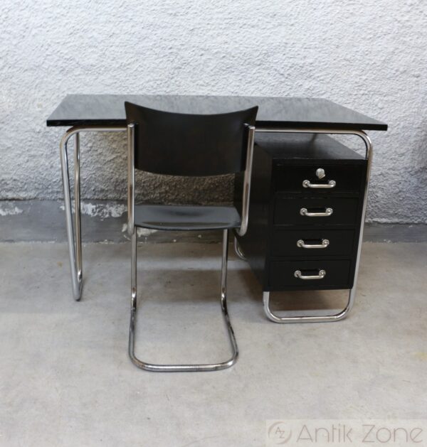 Bauhaus Schreibtisch