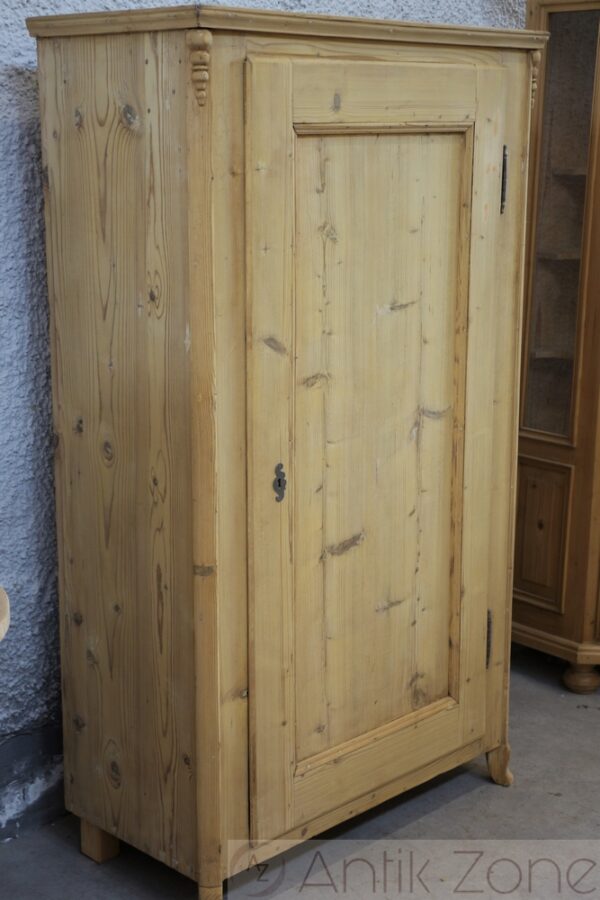 Eintüriger Schrank – Bild 7