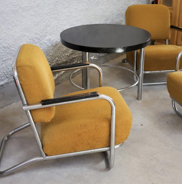 Hynek Gottwald | Tisch mit Sessel – Bild 4