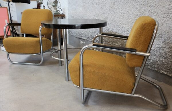 Hynek Gottwald | Tisch mit Sessel – Bild 5