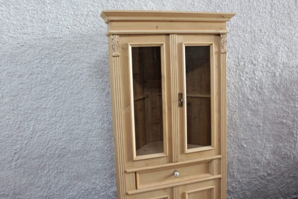 Zweitürige Vitrine – Bild 7