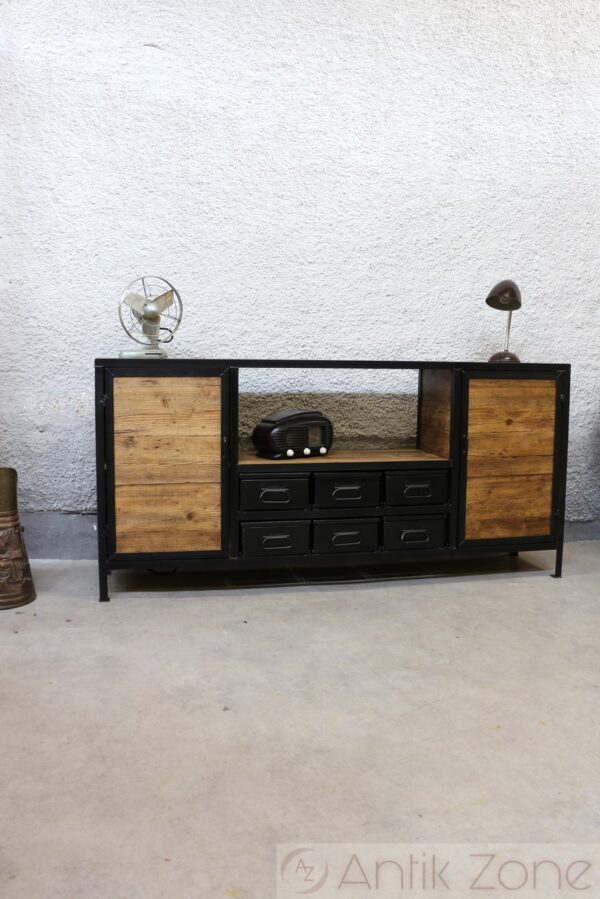Industrial TV Kommode