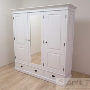 Kleiderschrank Landhausstil