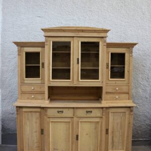 Küchenbuffet aus dem Gründerzeit