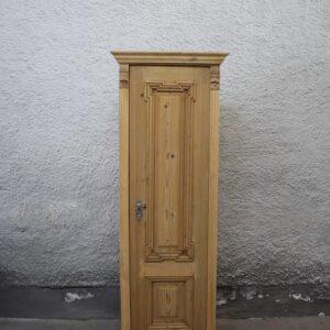 Pfeilerschrank Antik