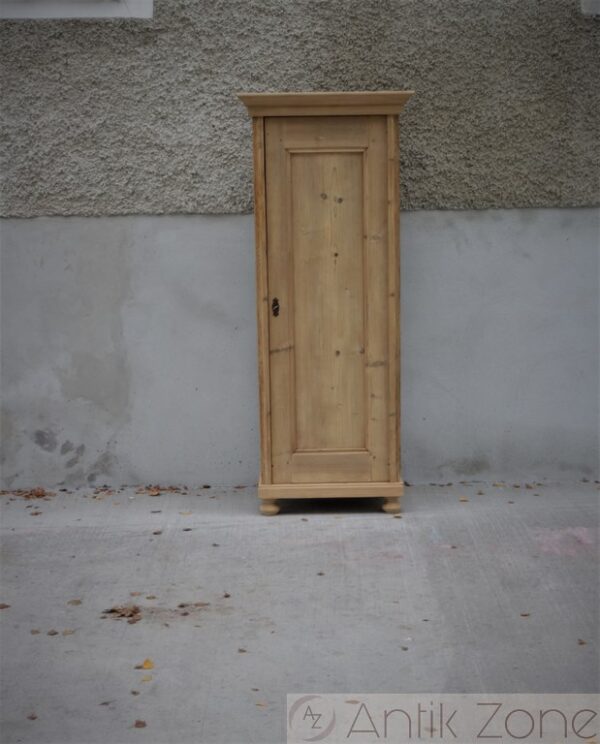 Pfeilerschrank Bauernmöbel
