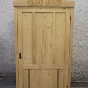 Eintüriger Schrank