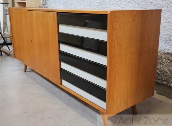 Sideboard von Jiří Jiroutek