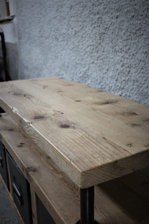 Industrial TV Tisch – Bild 7