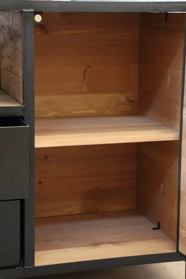 Industrial TV-Schrank