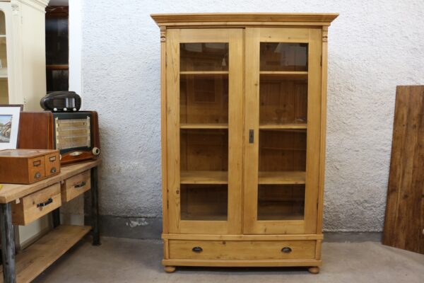 Antike Vitrine Gründerzeit