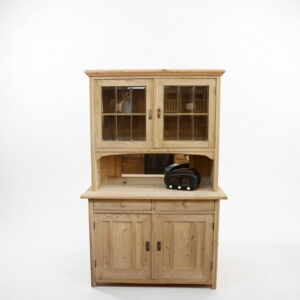 Antikes Küchenbuffet – original & restauriert